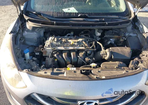 2013 Hyundai Elantra Gt z USA, uszkodzony, nr VIN KMHD35LE8DU090361